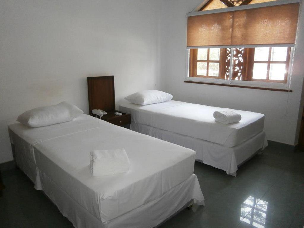 Havelock Residencies Hotel Colombo Room photo